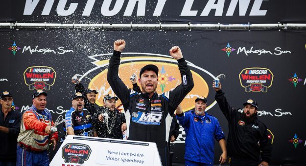 Jon McKennedy fends off the pack to finally earn first New Hampshire Modified Tour victory