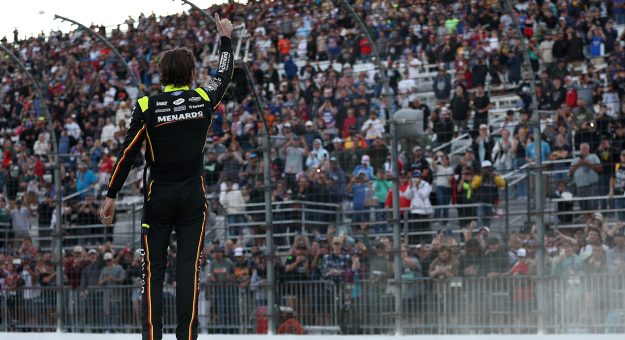 Analysis: Loudon serves up rousing taste of Chase pressure for 2026 — and '27
