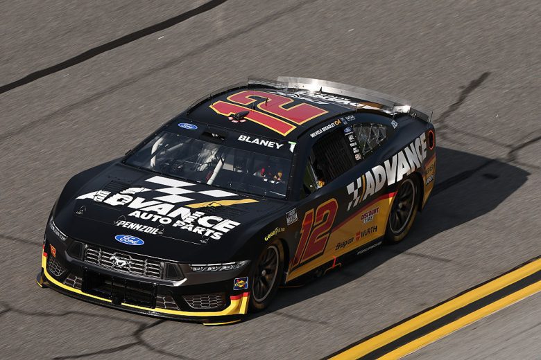 Ryan Blaney drives at Daytona.