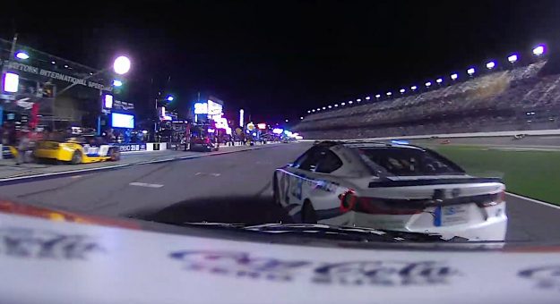 Suárez bumps Nemechek while leaving pit road