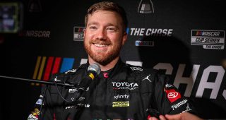Promo Image for Reddick rides glorious highs, summer slip into Chase
