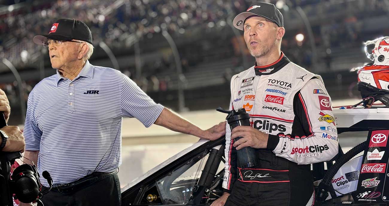 Denny Hamlin pits during the Southern 500 to open The Chase at Darlington.