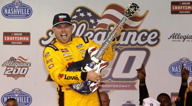Featured image for Riggs confirms future with Front Row, looks ahead to Chase as top seed