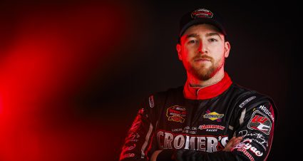‘It felt like a dream’: Local star Mark Stewart ready to repeat as the Modified Tour returns to Riverhead Raceway