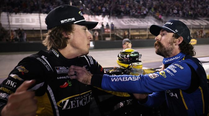 Blaney, Hocevar trade punches on pit road after late Bristol contact - NASCAR.com