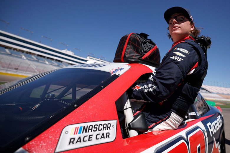 Sheldon Creed enters his car at Las Vegas.