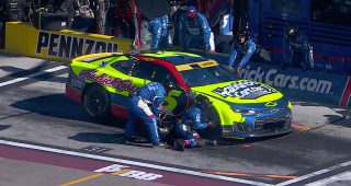 Promo Image for Larson loses time during extended green-flag pit stop