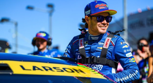 Analysis: Kyle Larson's resilience puts No. 5 team in championship control