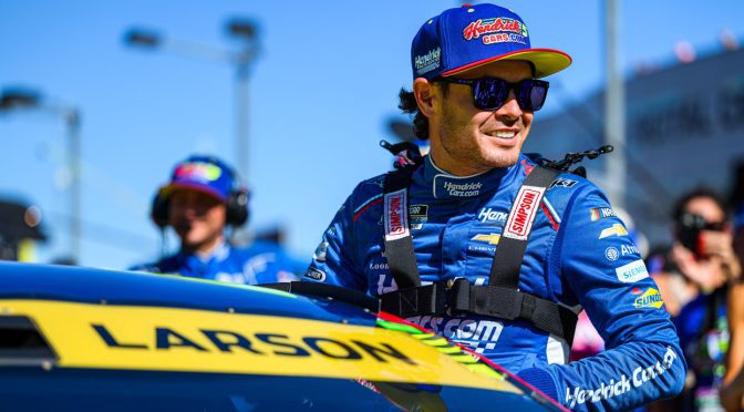 Kyle Larson's Resilience Puts No. 5 Team in Championship Control