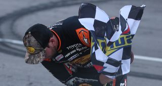 Promo Image for Take a bow: Briscoe's Busch tribute among top Vegas photos