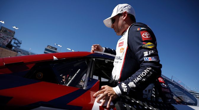 Featured Image for Hamlin ‘would have never’ pitted if he knew Larson was a lap down at Vegas