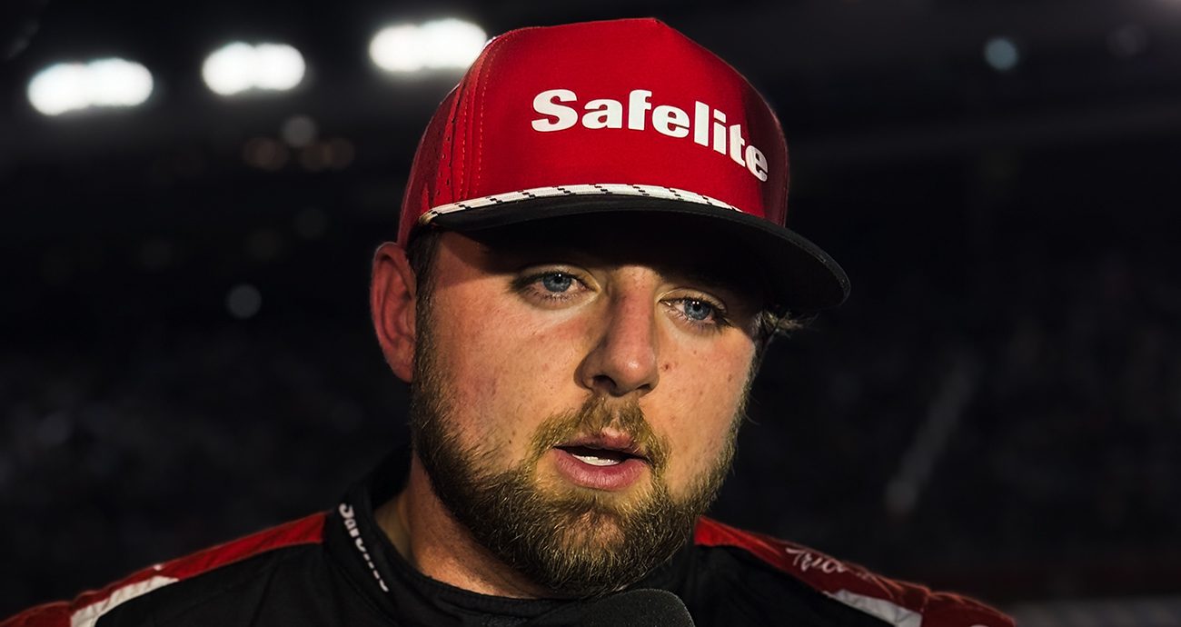 Third-place Honeycutt laments mirror driving Riggs late at Charlotte: ‘I feel like I lost the race'