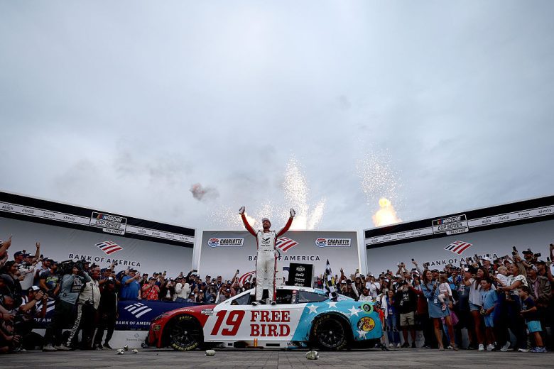 Chase Briscoe celebrates.