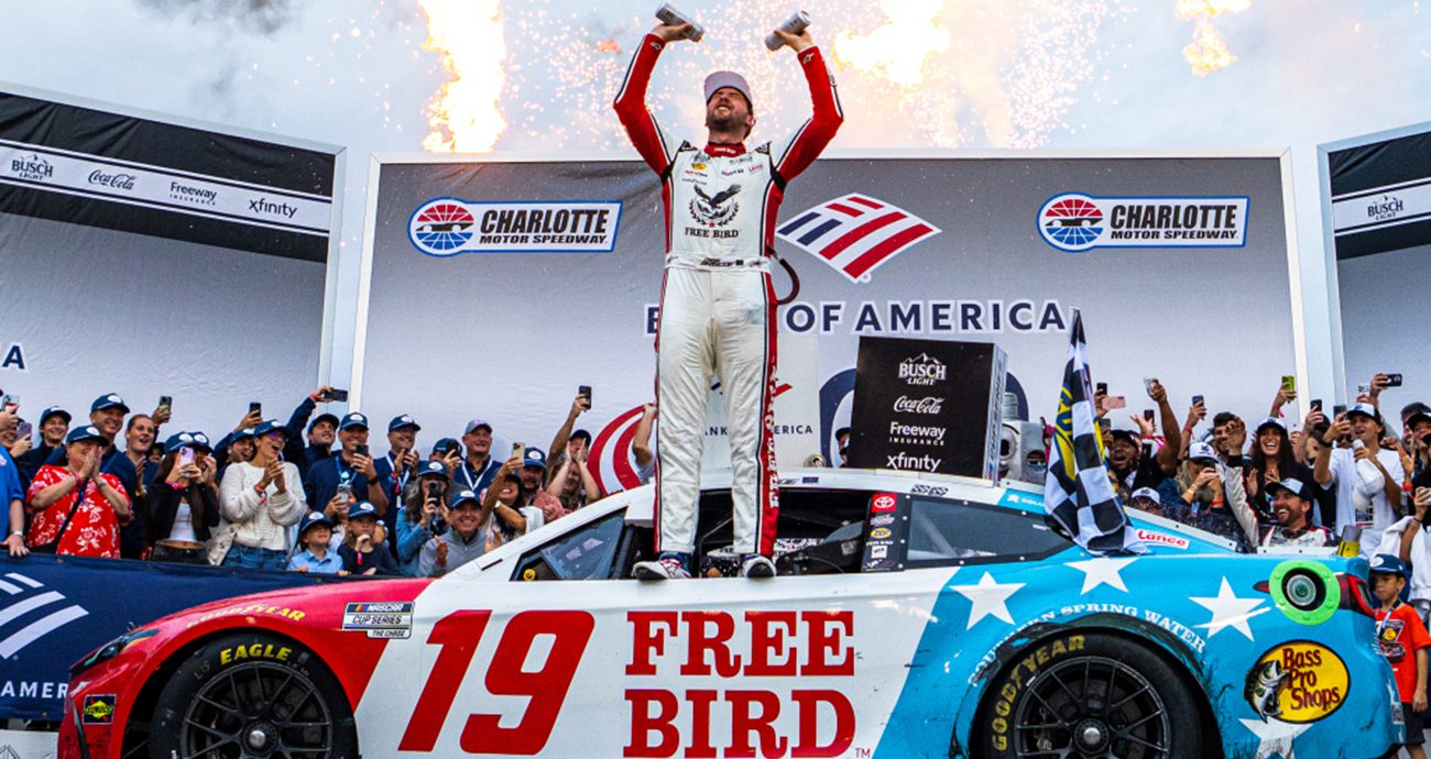 Briscoe celebrates in Victory Lane.