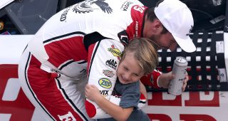 Promo Image for Briscoe's son Brooks steals show with adorable press question