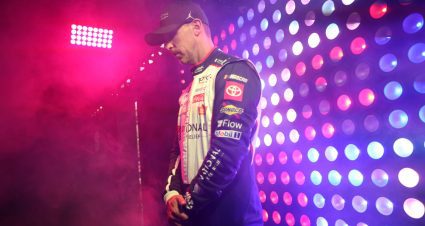Last Call: Mistakes? Pressure? What stands between Hamlin and Chase win