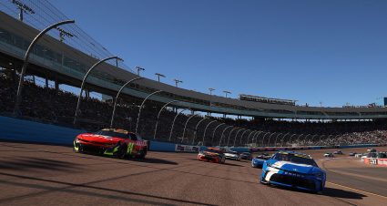 NASCAR at Phoenix: Key info, links, results for Chase race weekend