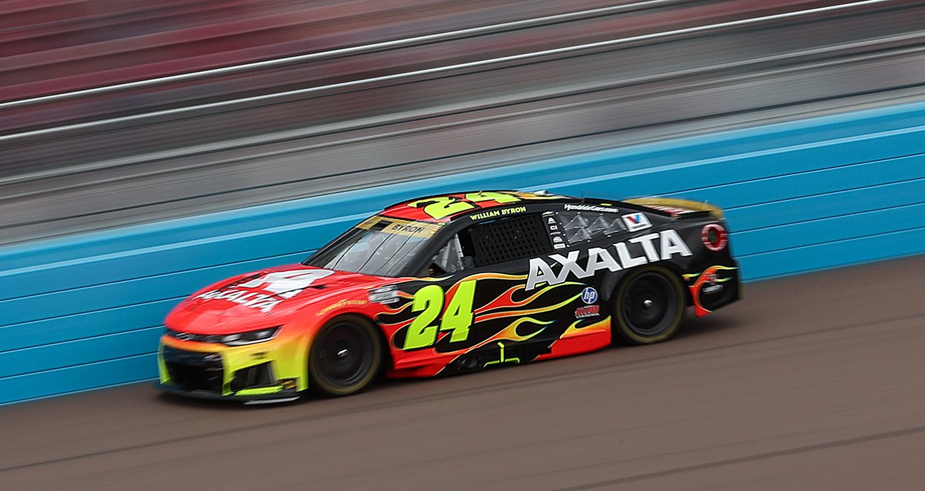 William Byron at Phoenix Raceway in Axalta colors.