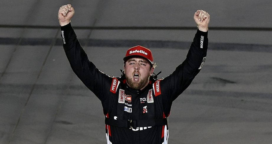 Kaden Honeycutt celebrates after winning at Phoenix.