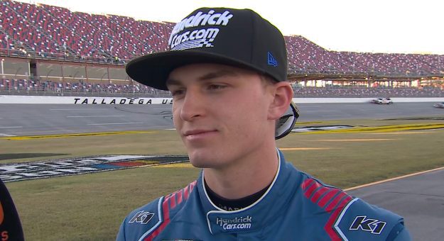 Corey Day rallies from rear to sixth, eyes strong Chase finish