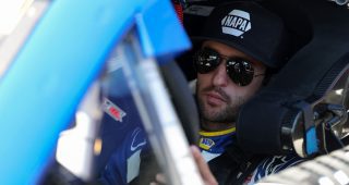 Promo Image for Larson's teammate Elliott claims Xfinity Fastest Lap