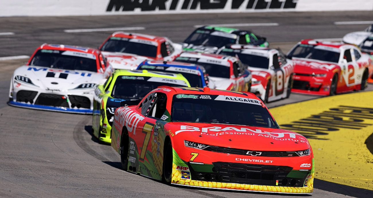 A general view of racing at Martinsville.