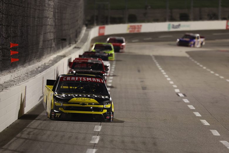 A general view of racing at Martinsville.